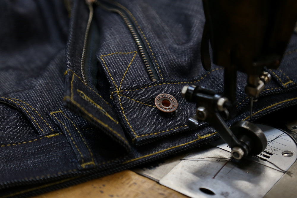 HIDDEN "R" STITCH ON ALL RAILCARS!