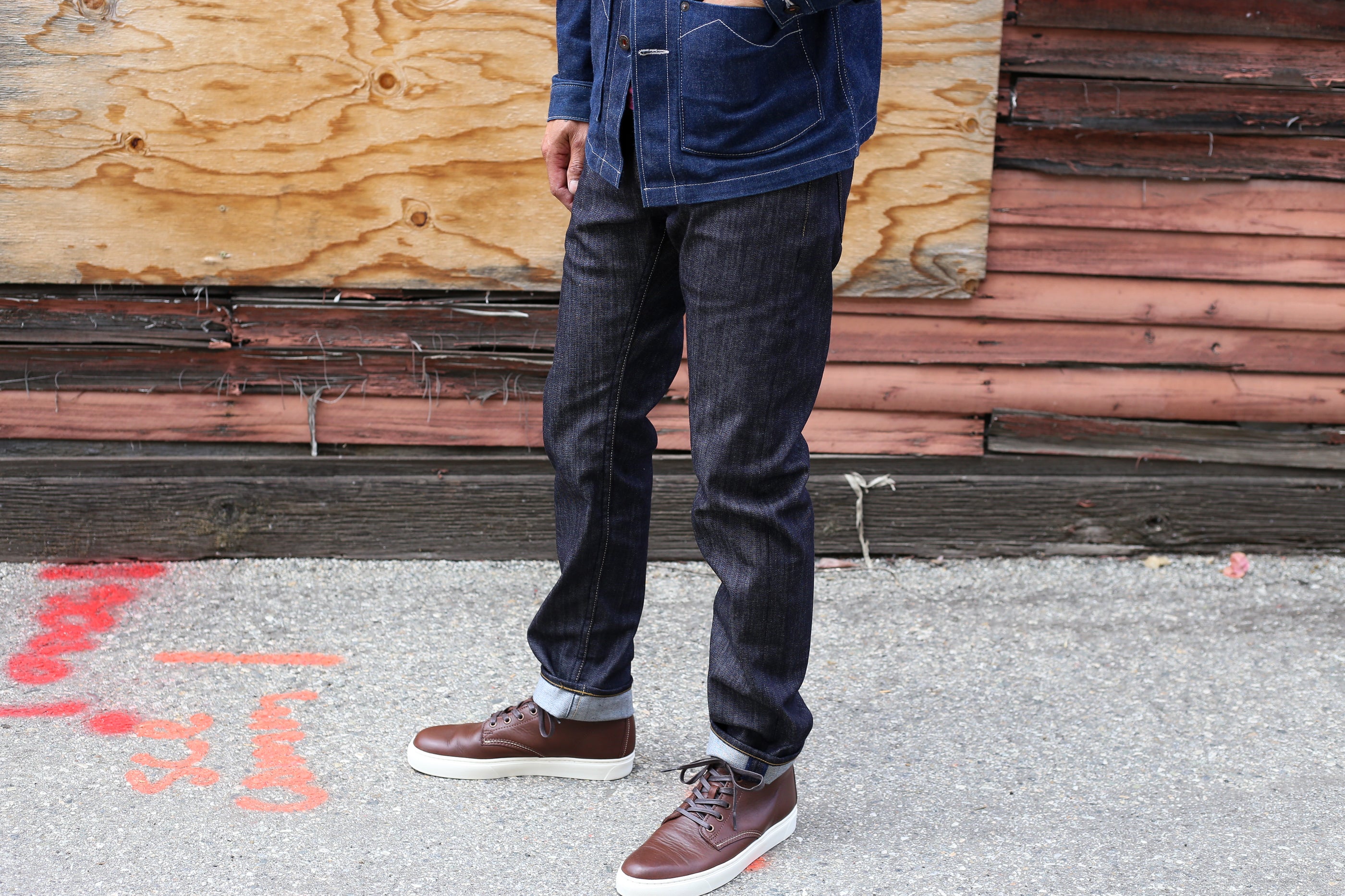 LIGHT WEIGHT 11 OZ DENIM