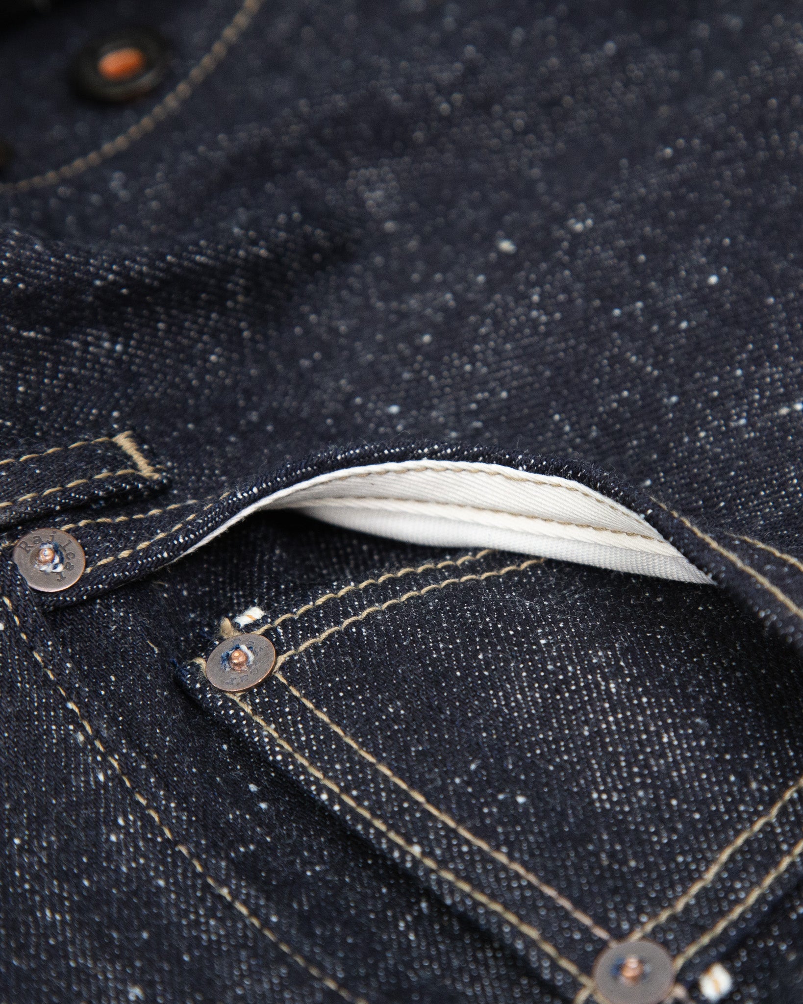 Super Nep front pockets